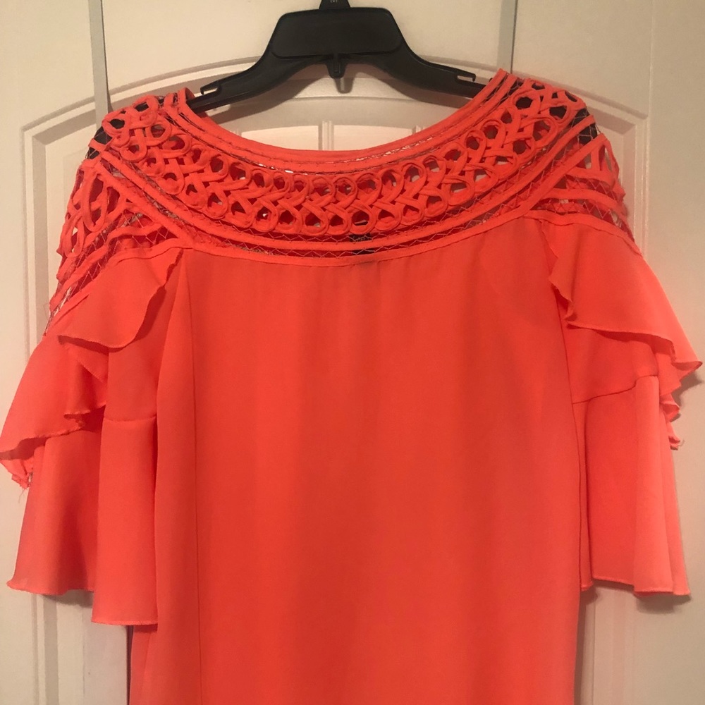 Pink blouse - Picture 2 of 3